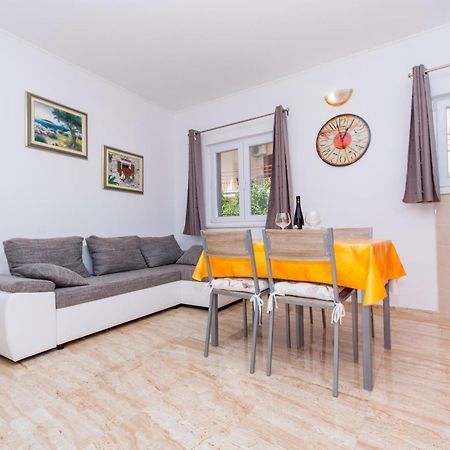 Apartmani Ferdi Trogir Bagian luar foto