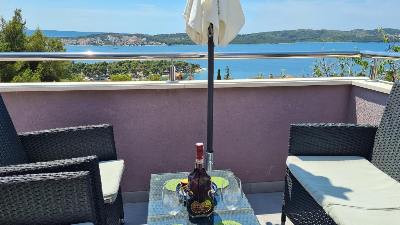 Apartmani Ferdi Trogir Bagian luar foto